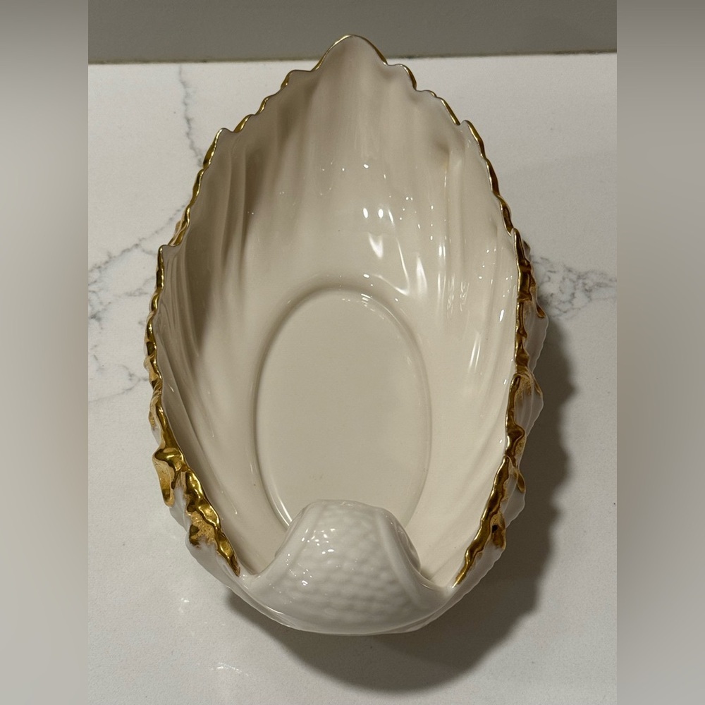 Lenox Acanthus Ivory and 24k Gold Porcelain Leaf Bowl - Picture 4 of 10